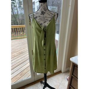 NWT Missguided Light Green Tie Front Button Down Cami Dress Spaghetti straps